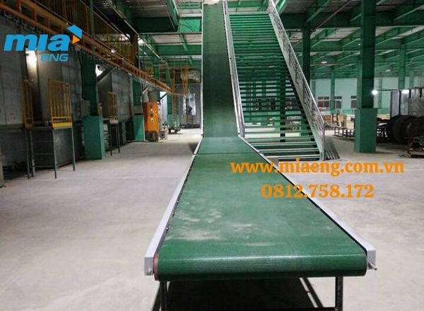 Băng tải lớn 45 độ